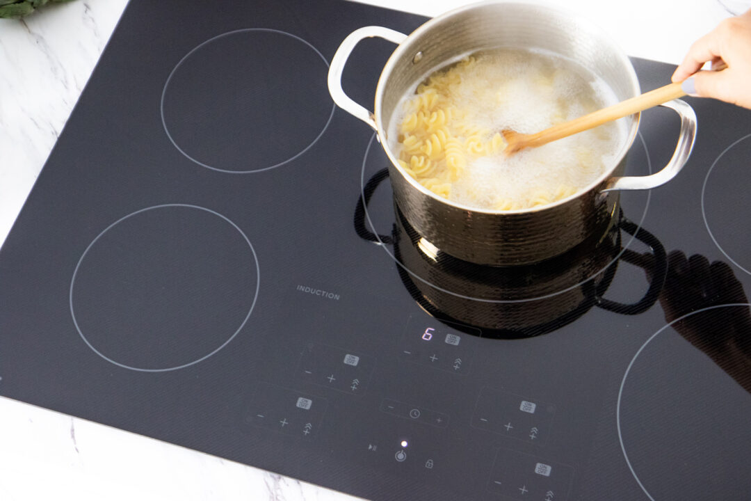 Induction Cooktop boiling pasta.