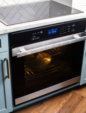 Chicken cooking in a Sharp Wall oven SWA3062GS