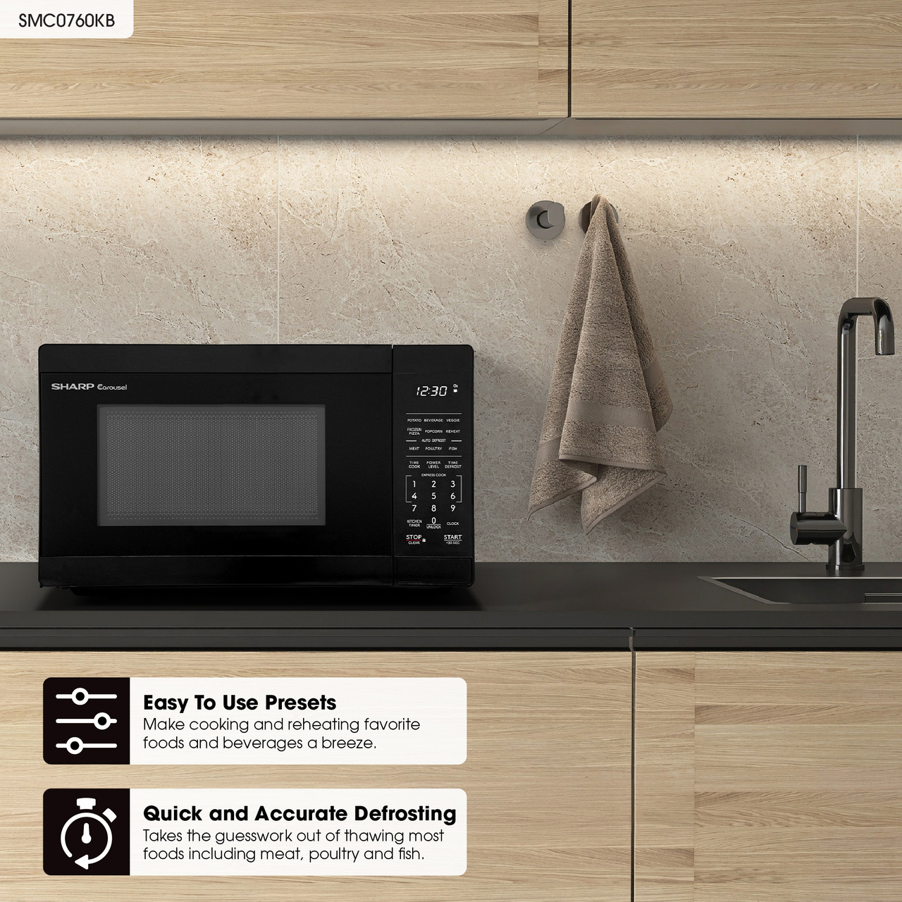 0.7 cu. ft. 700W Black Carousel Countertop Microwave Oven (SMC0760KB) infographic