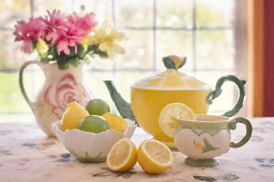 Lemon and tea