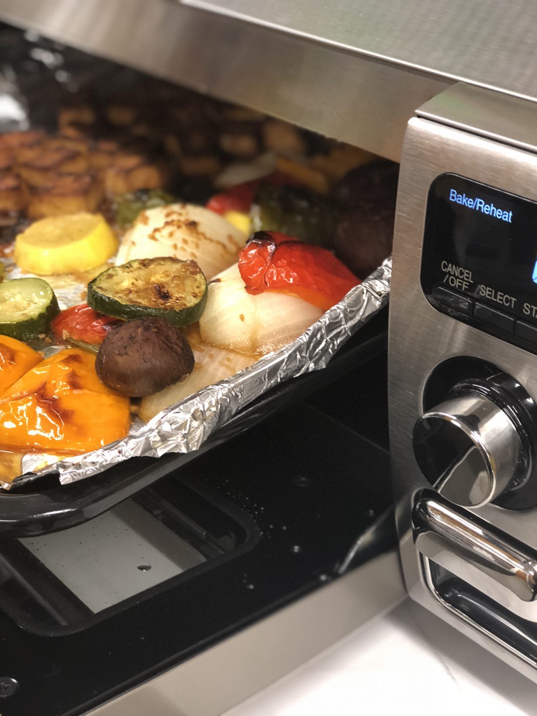 Benefits of Sharp`s Superheated Steam Countertop Oven