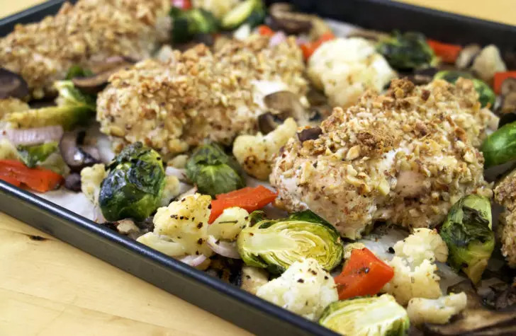 Low-Carb Keto Almond Crusted Chicken Dinner