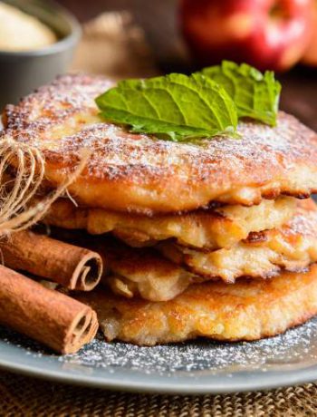 Low Carb Cinnamon Apple Pancakes