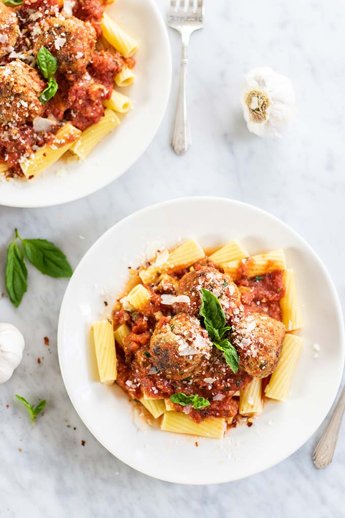 Turkey meatballs with rigatoni pasta