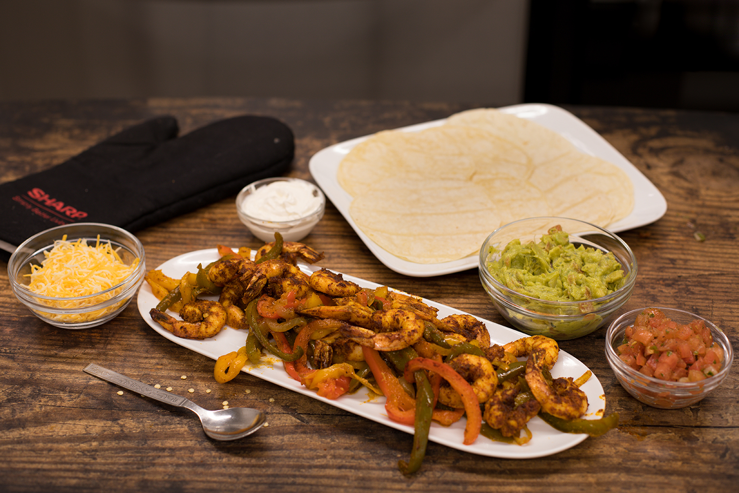 Fajita Shrimp Sheet Pan Dinner Recipe - Simply Better Living