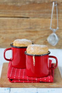 Vanilla Mug Cake - 5 Classic Dessert Recipes to Make in the Microwave