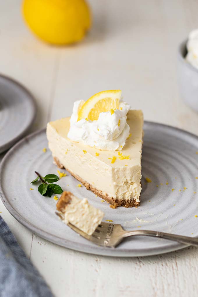 Lemon cheesecake on plate