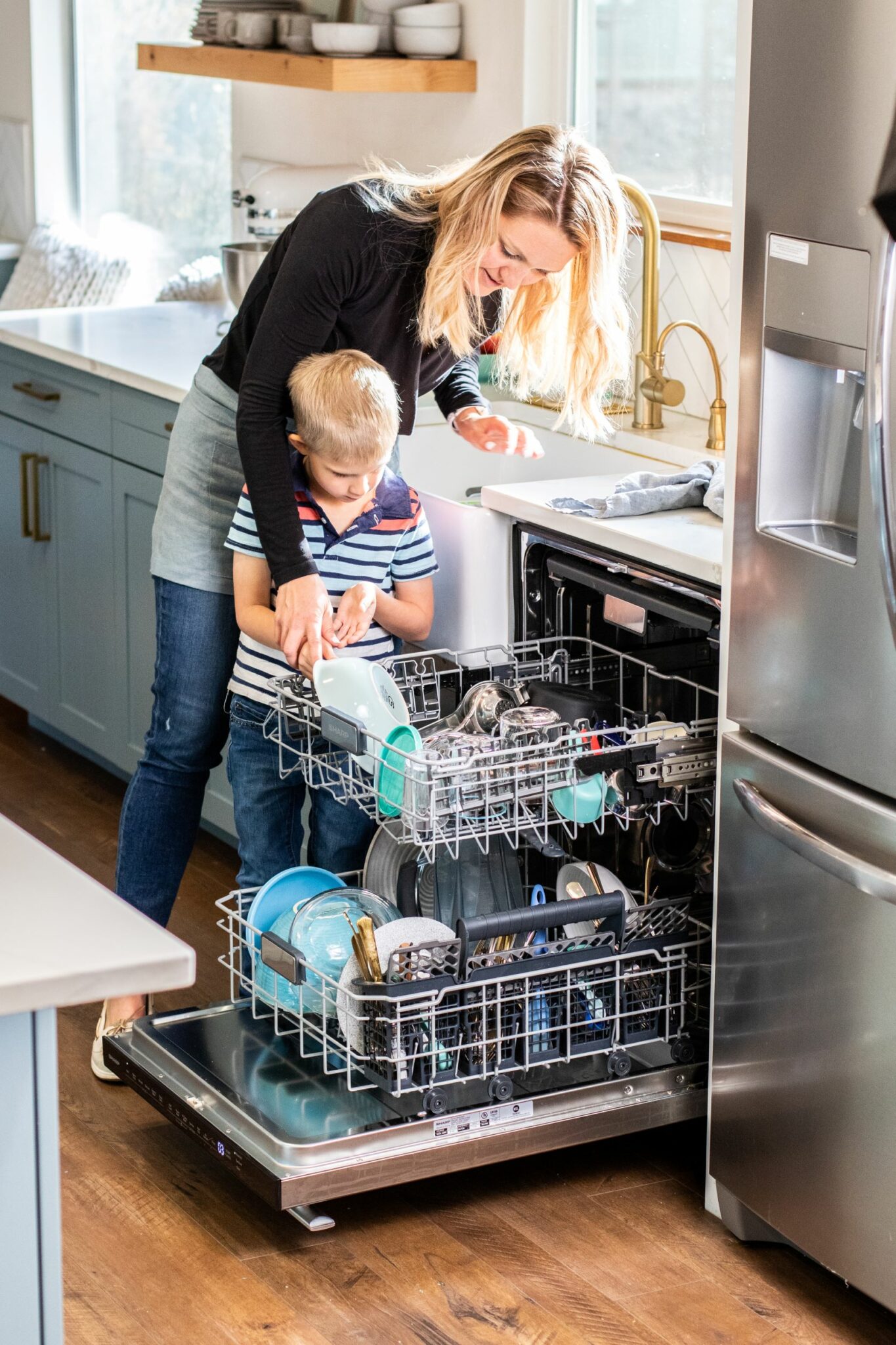 Can You Put Pots and Pans in a Dishwasher? Simply Better Living