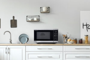 Sharp 1.4 cu. ft. 1100W Smart Microwave Oven with Inverter Technology (SMC1469KS) lifestyle
