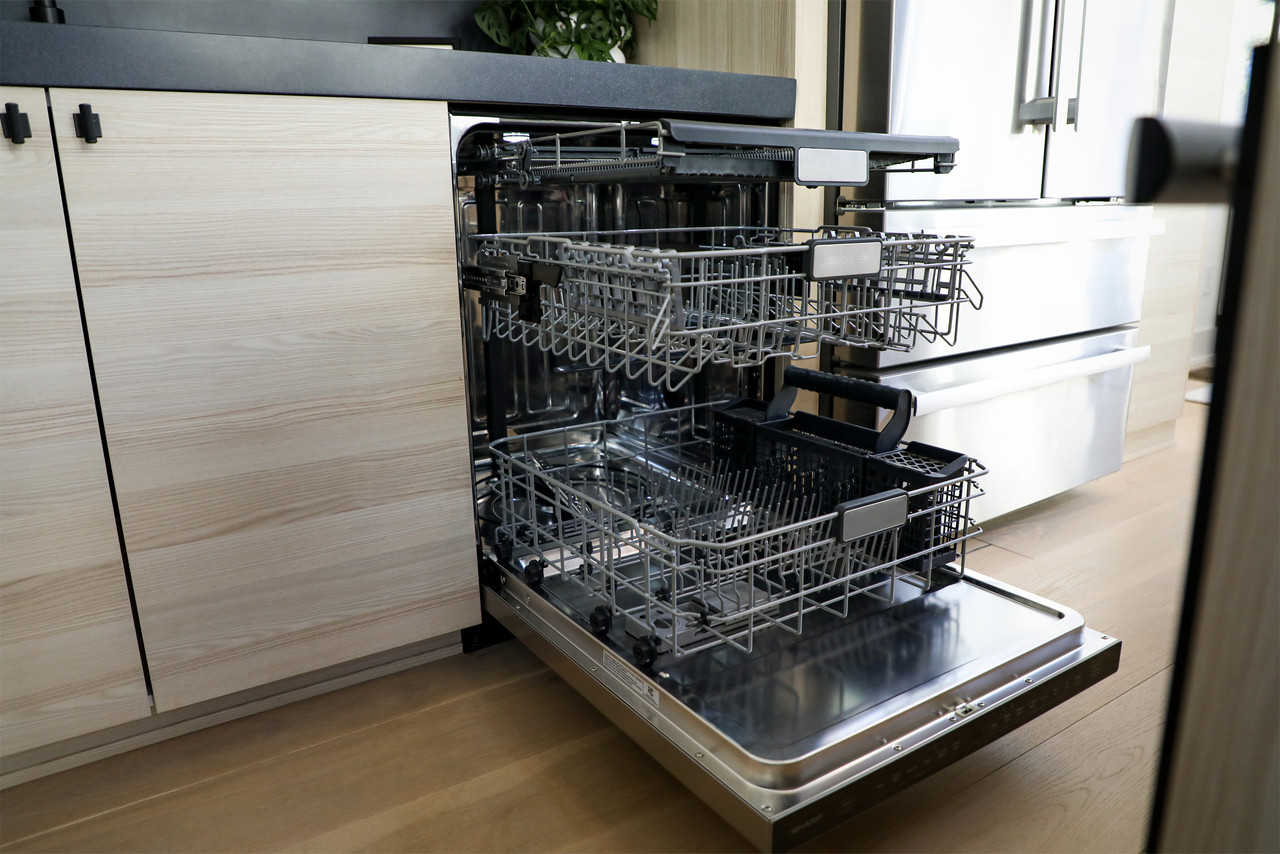 Sharp 24 in. Slide-In Smart Dishwasher (SDW6767HS) Lifestyle shot