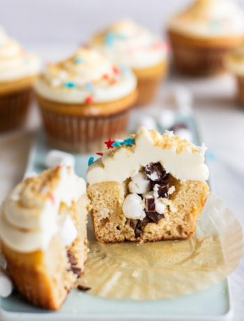 cupcakes with s'mores stuffing