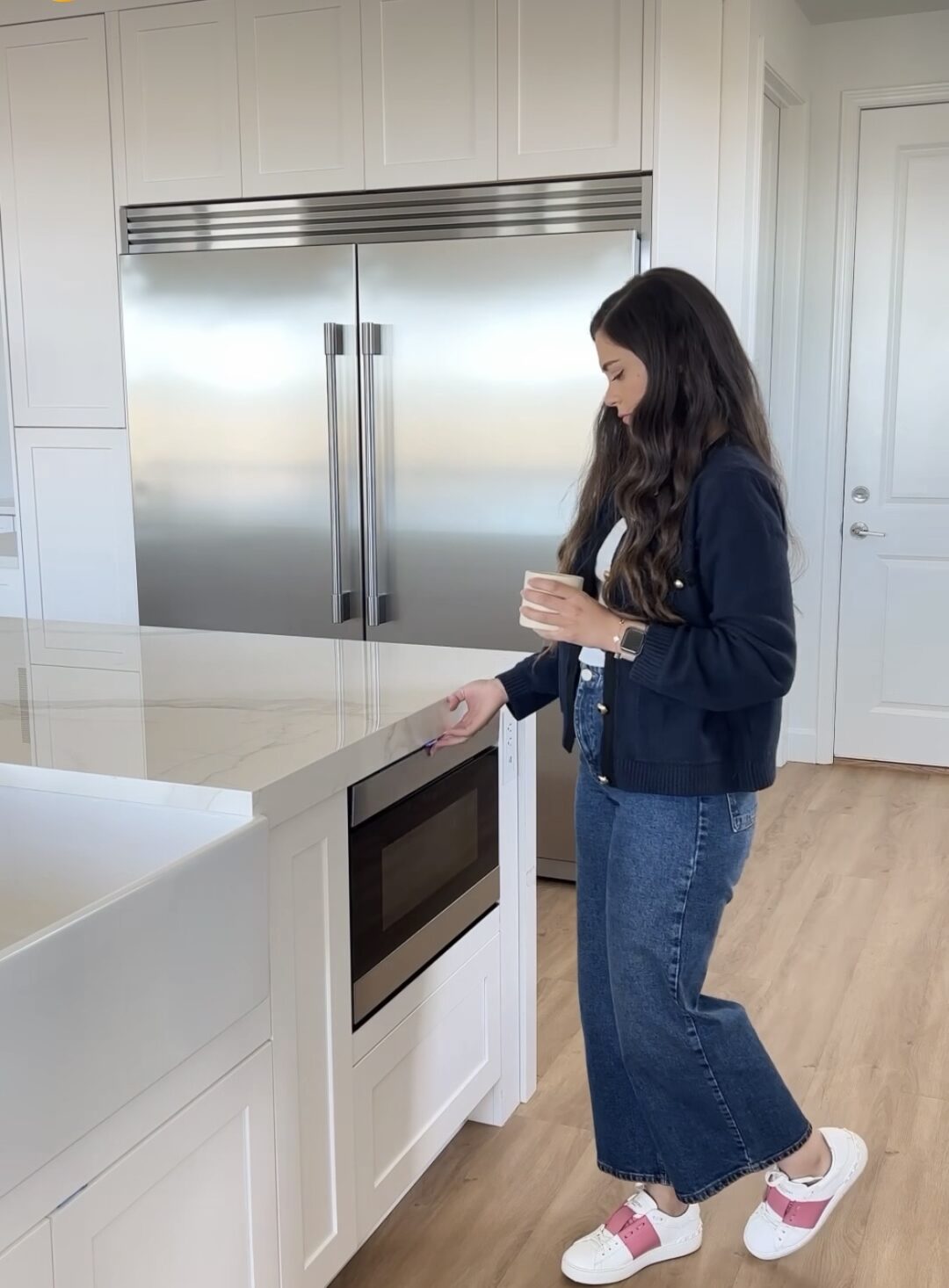 Ruby Shero's collaboration featuring the Sharp Smart Easy Wave Microwave Drawer Oven (SMD2489ES)