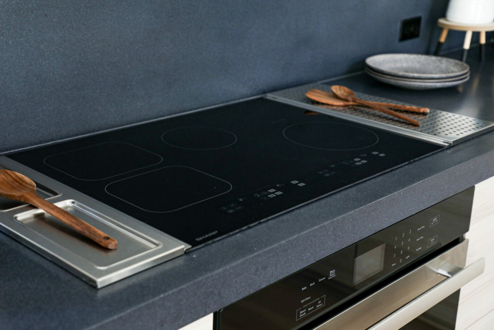 Advantages of Induction Cooktops 6 Induction Cooktop Advantages