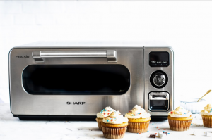 Sunkissed Kitchen's gluten-free cupcakes cooked in the Sharp Superheated Steam Countertop Oven (SSC0586DS)