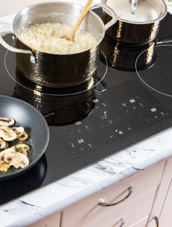 image of a pot on a Sharp Induction Cooktop